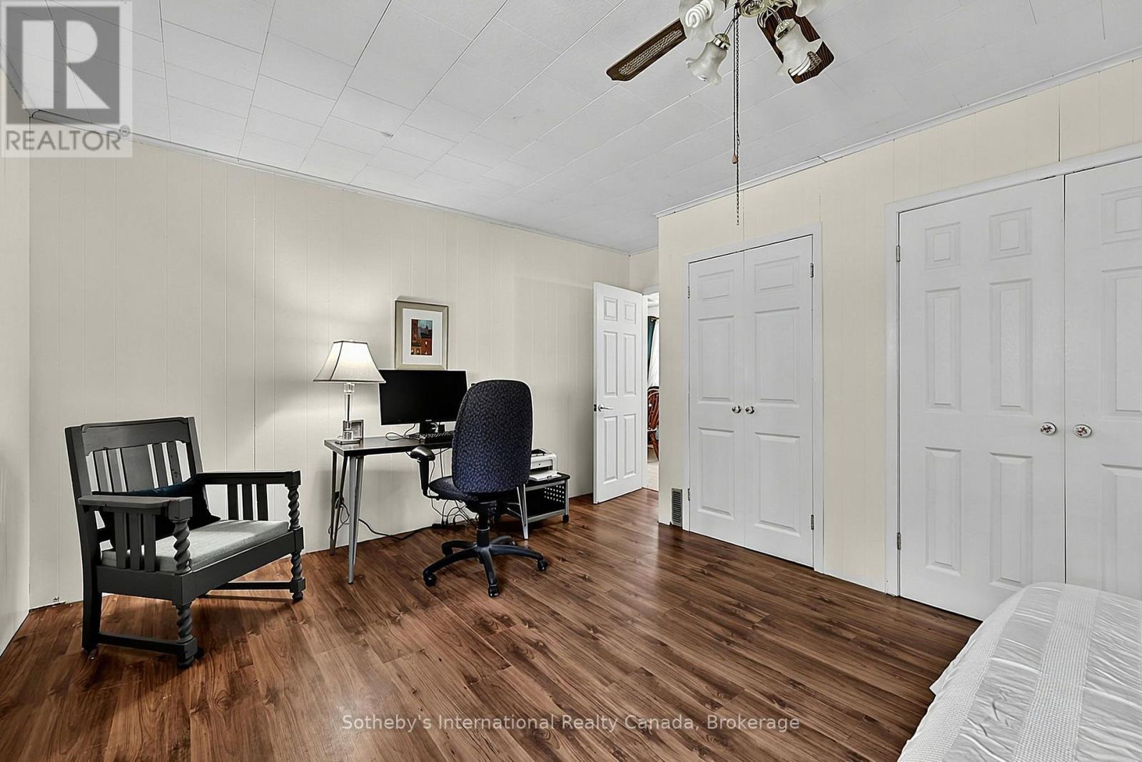 32 TINY BEACHES ROAD N - 18