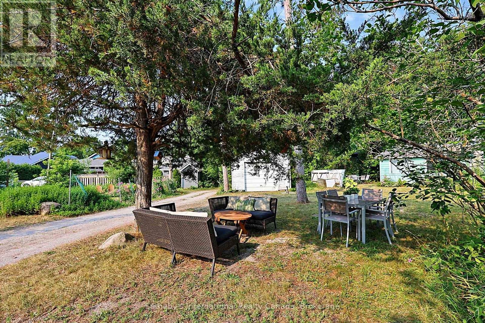 32 TINY BEACHES ROAD N - 23