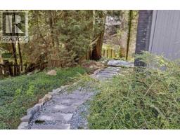 615 E Kings Road, North Vancouver, BC V7N1J4 Photo 18