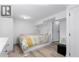 615 E Kings Road, North Vancouver, BC V7N1J4 Photo 30