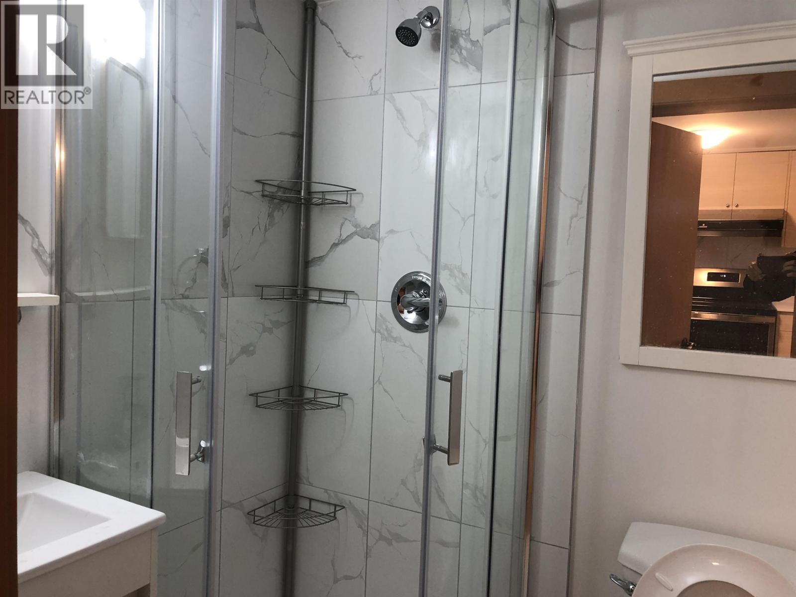 2 4136 GILPIN CRESCENT, Burnaby