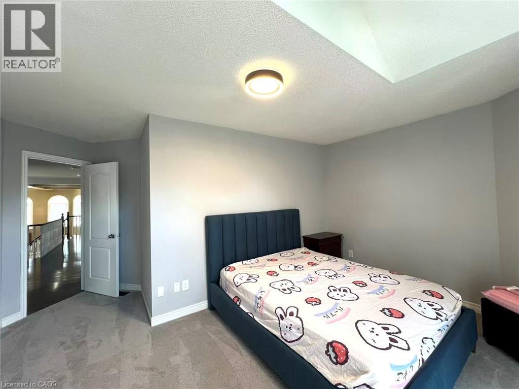 7 TANDEM Court - 24