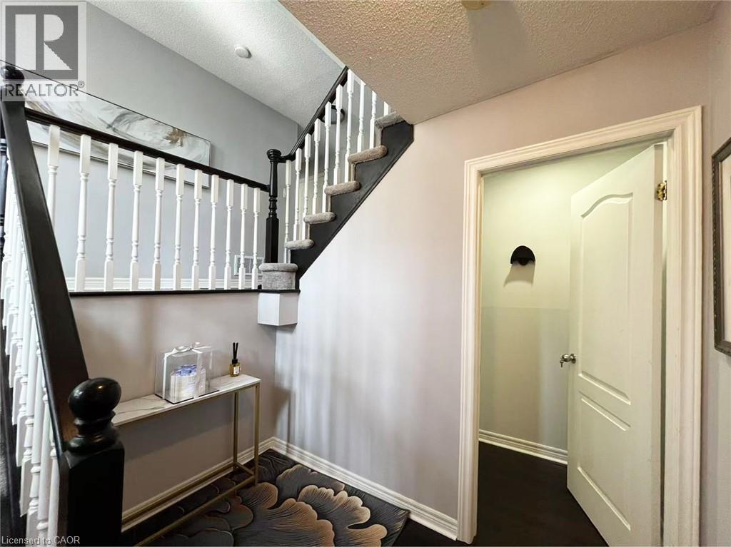 7 TANDEM Court - Image 31