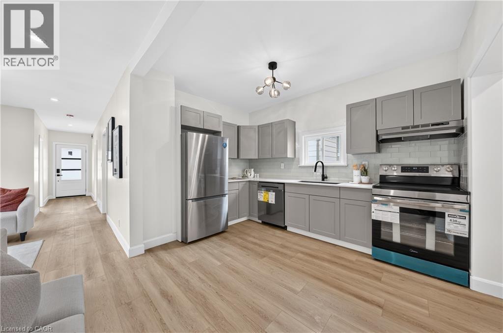 51 QUEEN Street S - 13