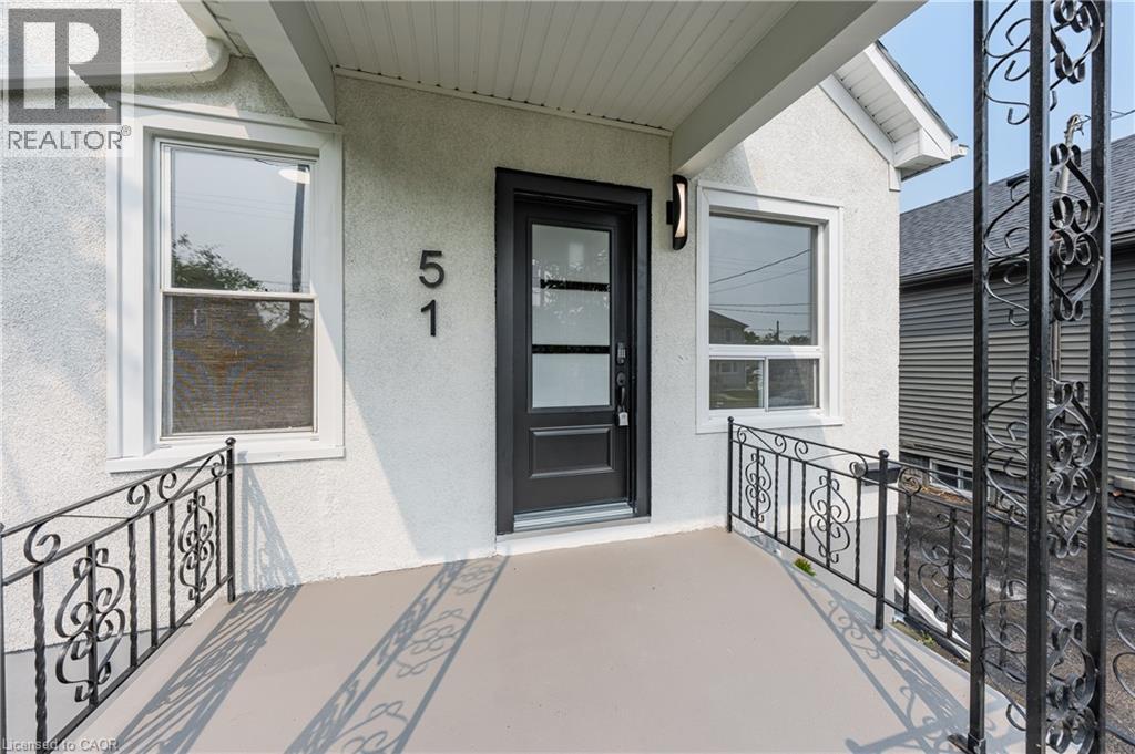 51 QUEEN Street S - Image 4
