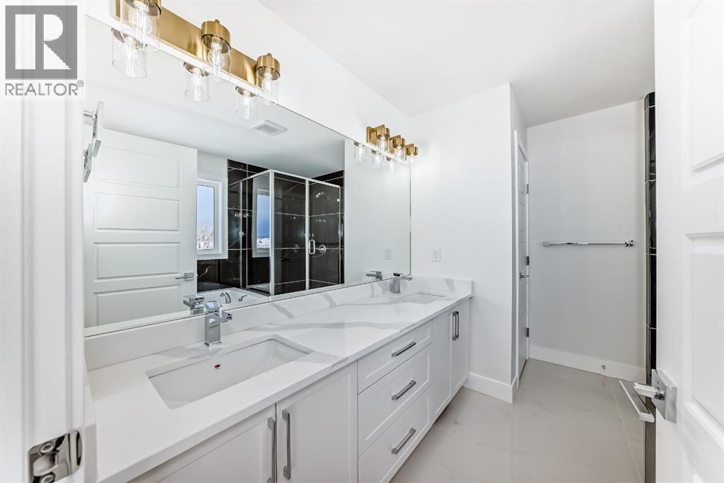 707 Mandalay Avenue - 25