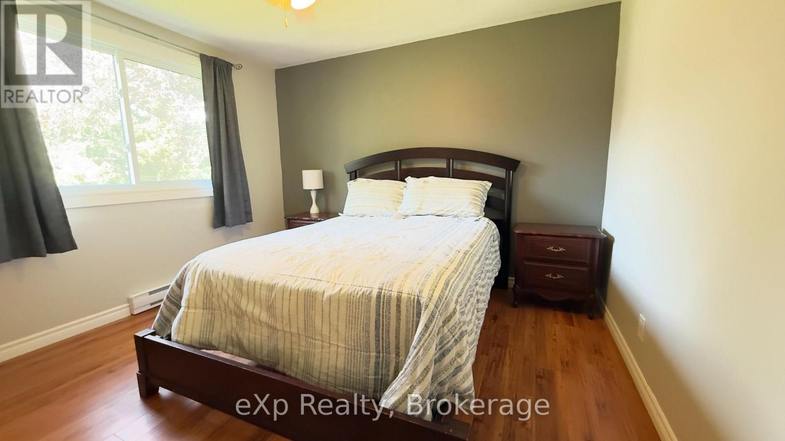 403 HIGHLAND DRIVE - 11
