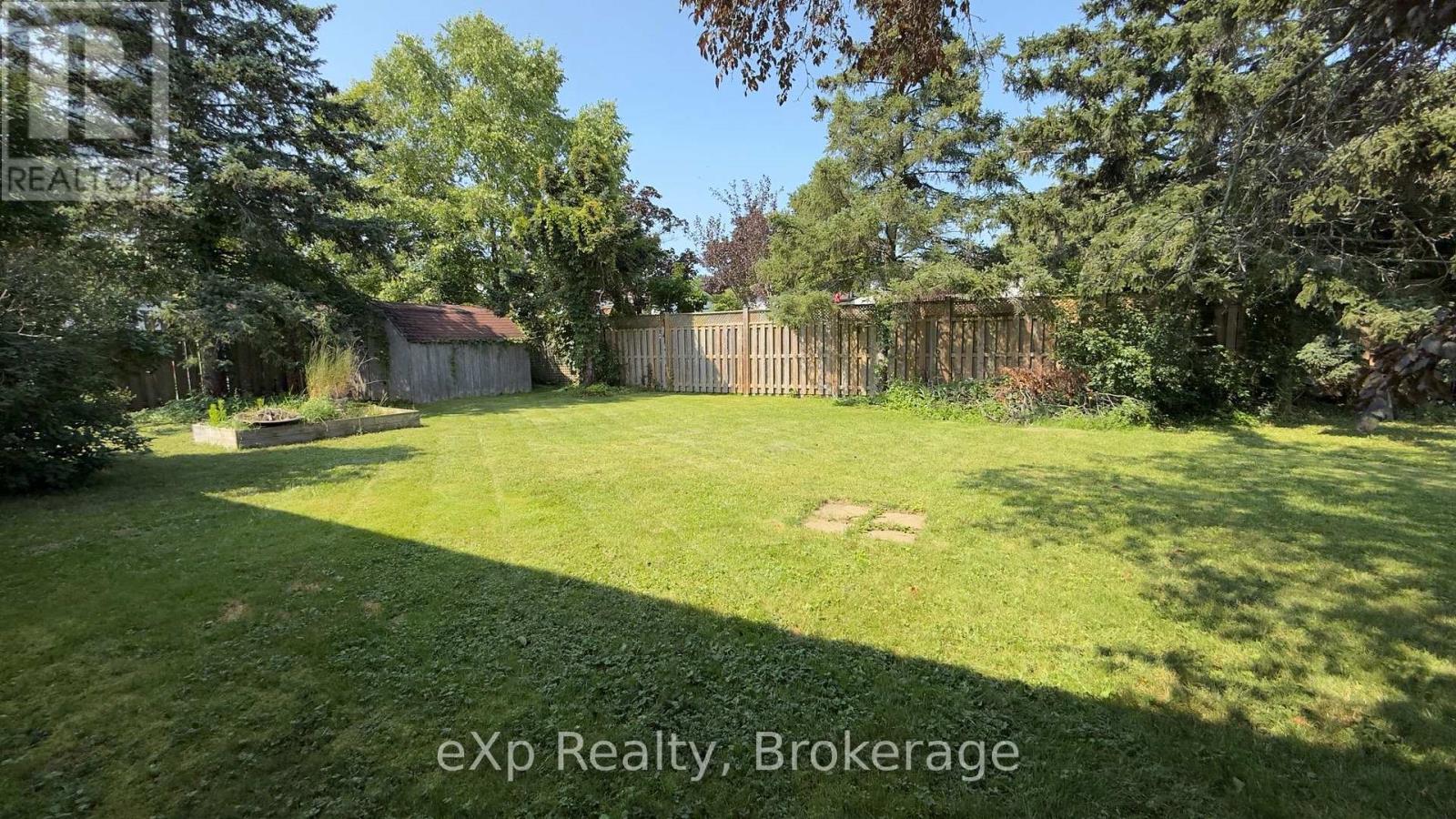 403 HIGHLAND DRIVE - 21