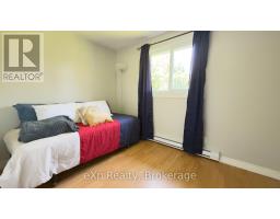Bathroom - 403 Highland Drive, Kincardine, ON N2Z1X3 Photo 10