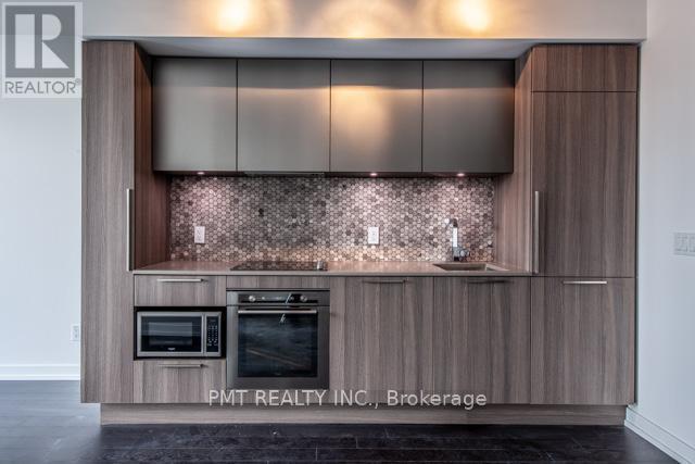 #1617 85 WOOD STREET - Image 4