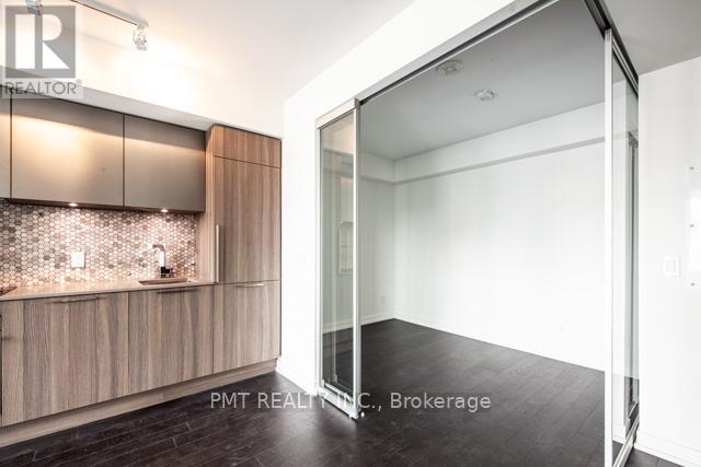 #1617 85 WOOD STREET - Image 5