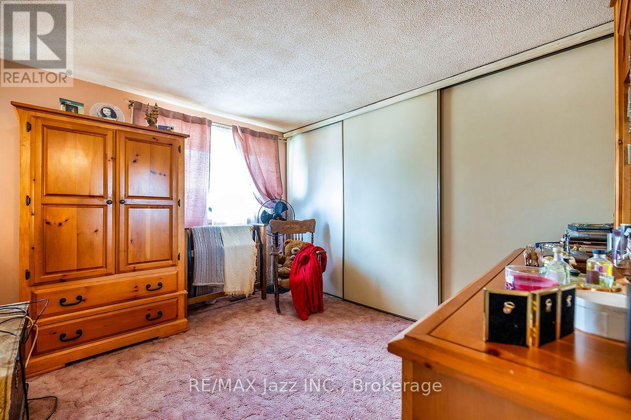 1305 SUNNYBRAE CRESCENT - Image 19