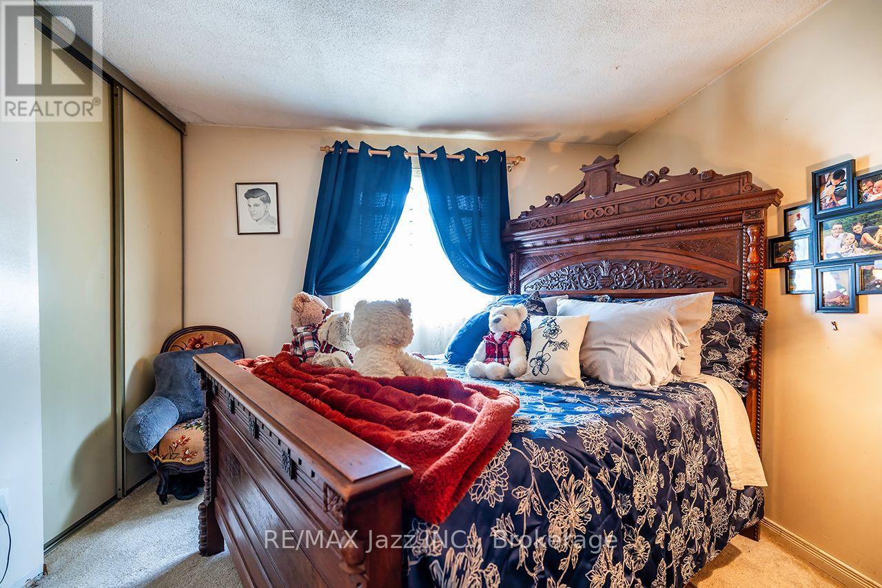 1305 SUNNYBRAE CRESCENT - Image 22