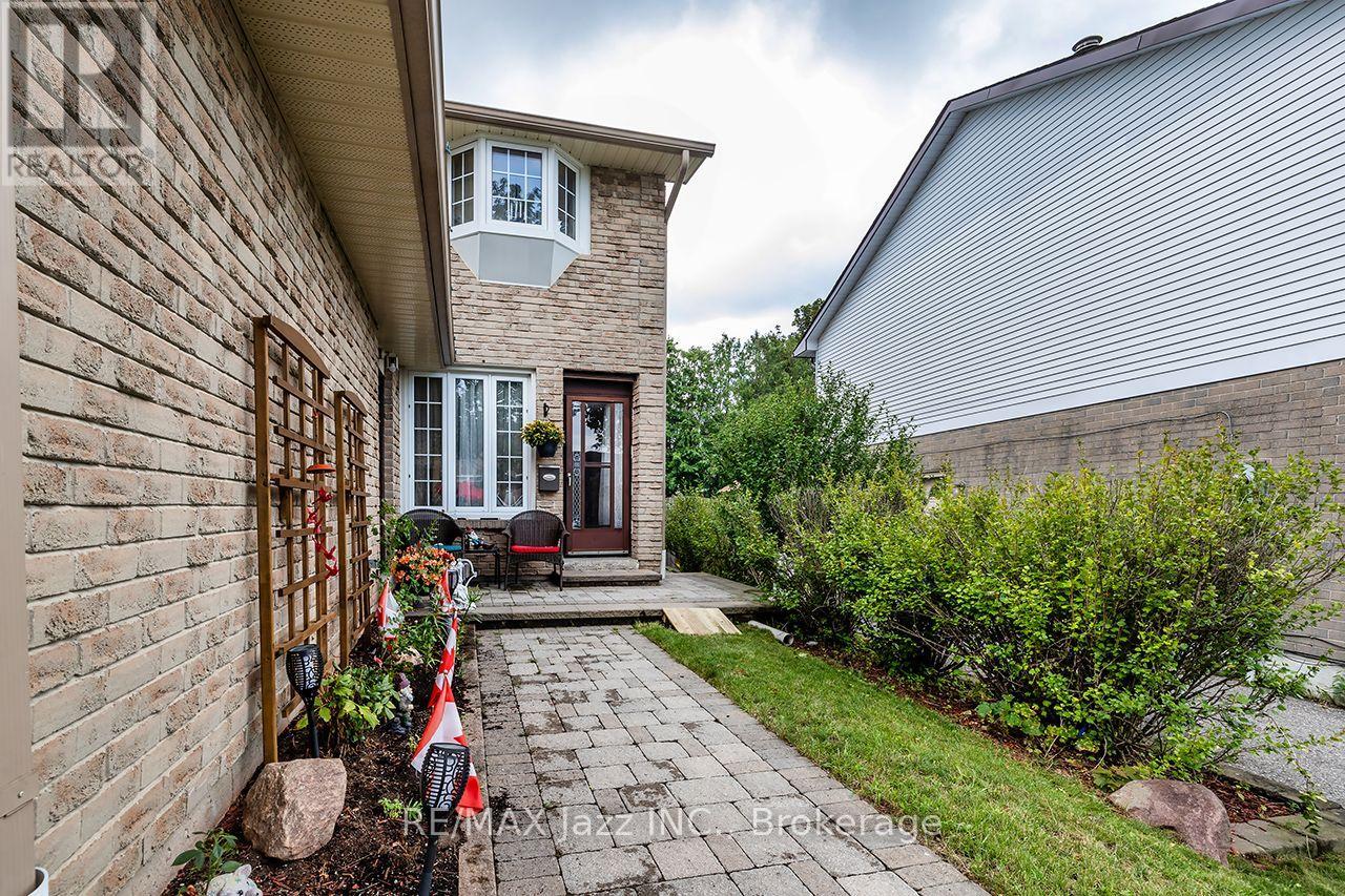 1305 SUNNYBRAE CRESCENT - Image 4