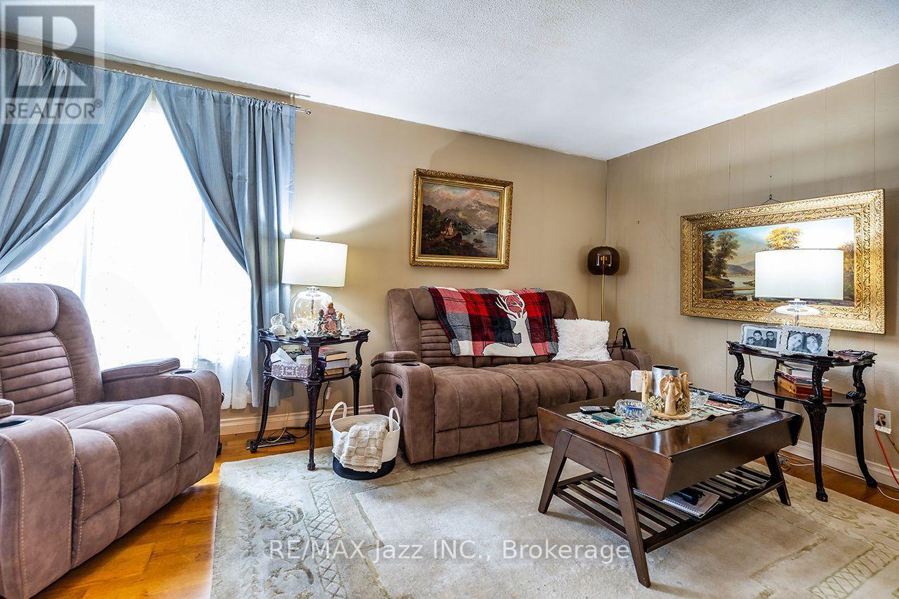 1305 SUNNYBRAE CRESCENT - Image 8