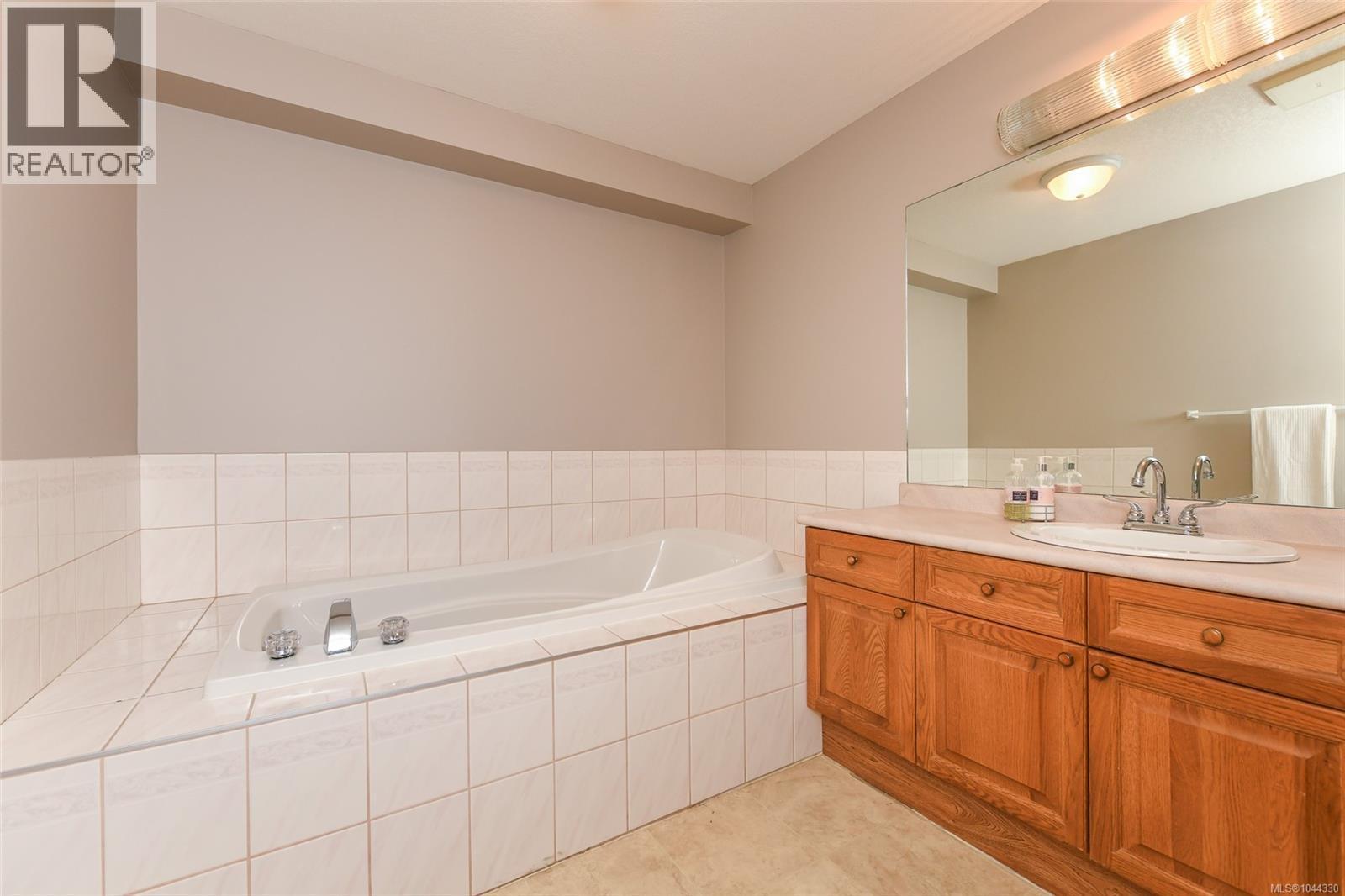 #104 2970 Cliffe Ave - 28