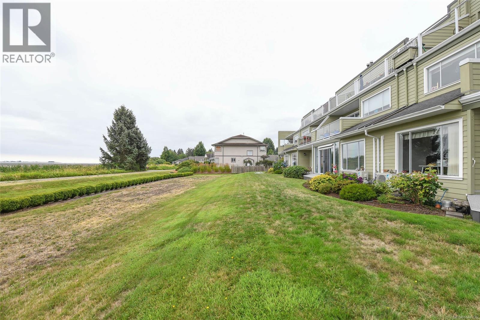 #104 2970 Cliffe Ave - Image 4