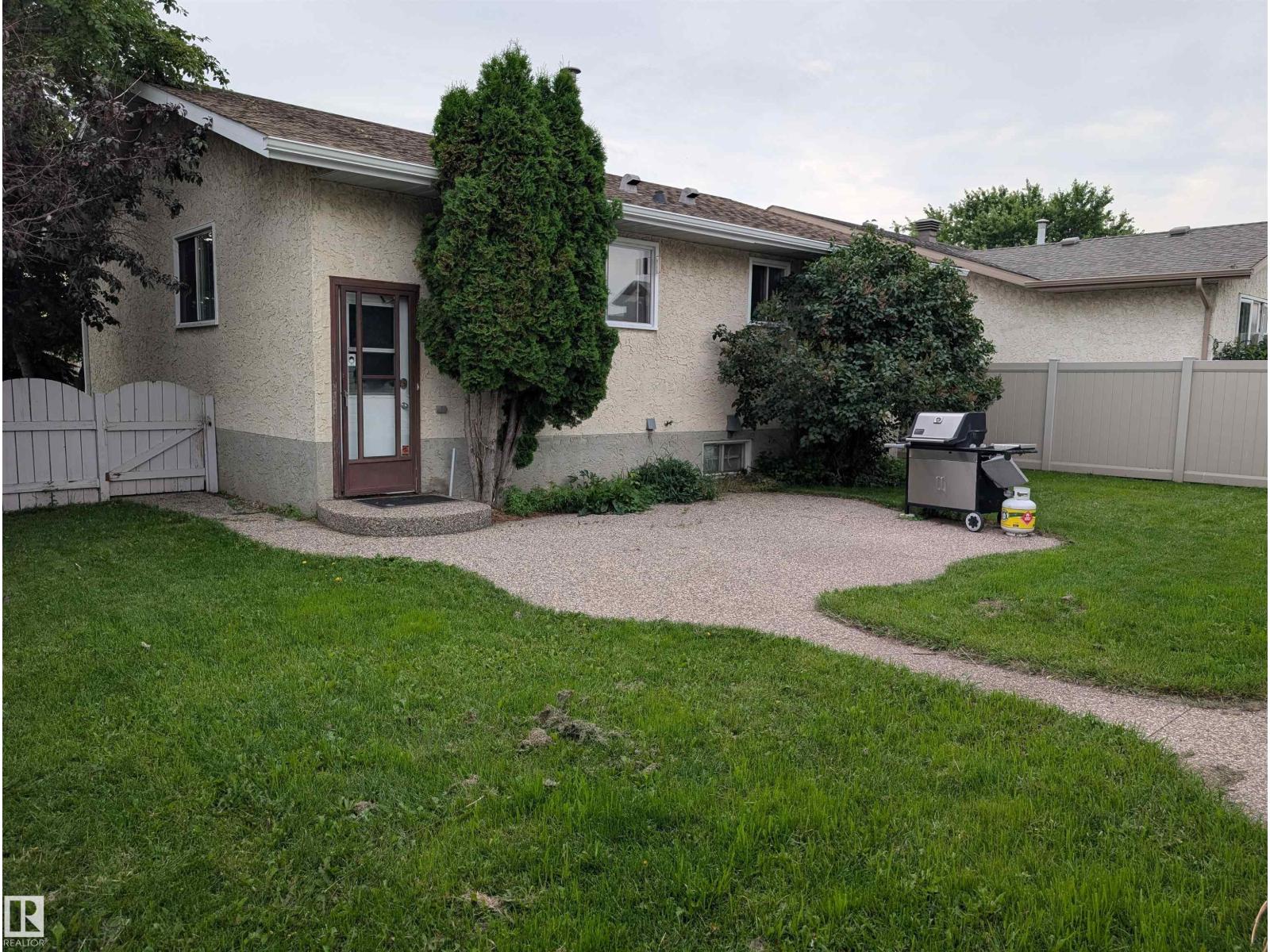 14228 22 ST NW, Bannerman, Edmonton photo 2