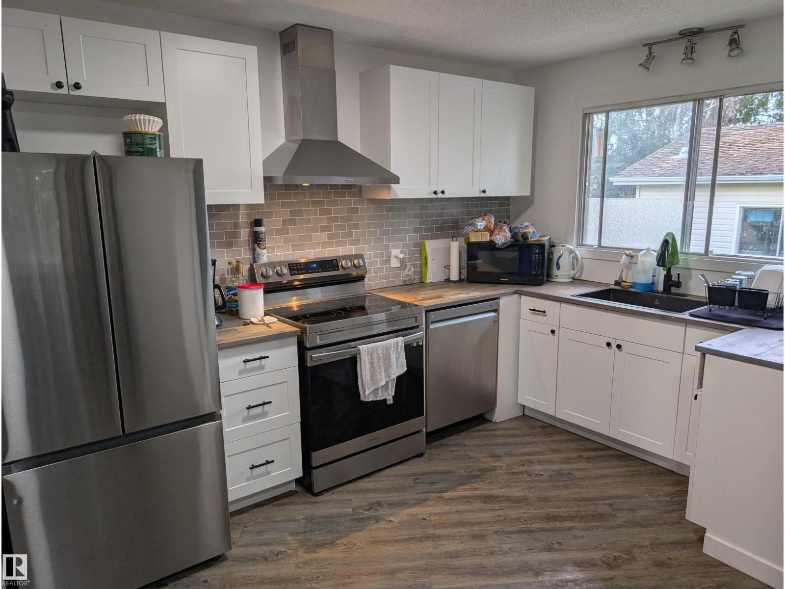 14228 22 ST NW, Bannerman, Edmonton photo 4