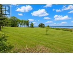 7498 East Bay Highway, Big Pond, NS B1J1Y2 Photo 9