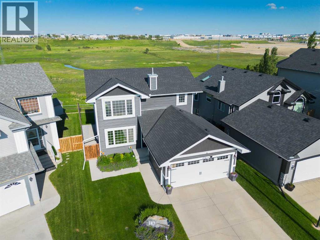 187 Covington Close NE - 1