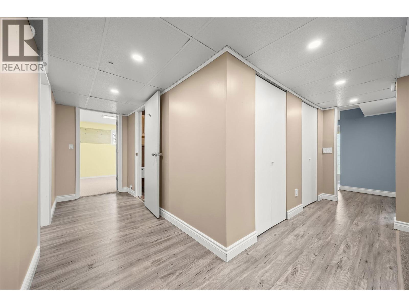 3492 McTaggart Road - 24