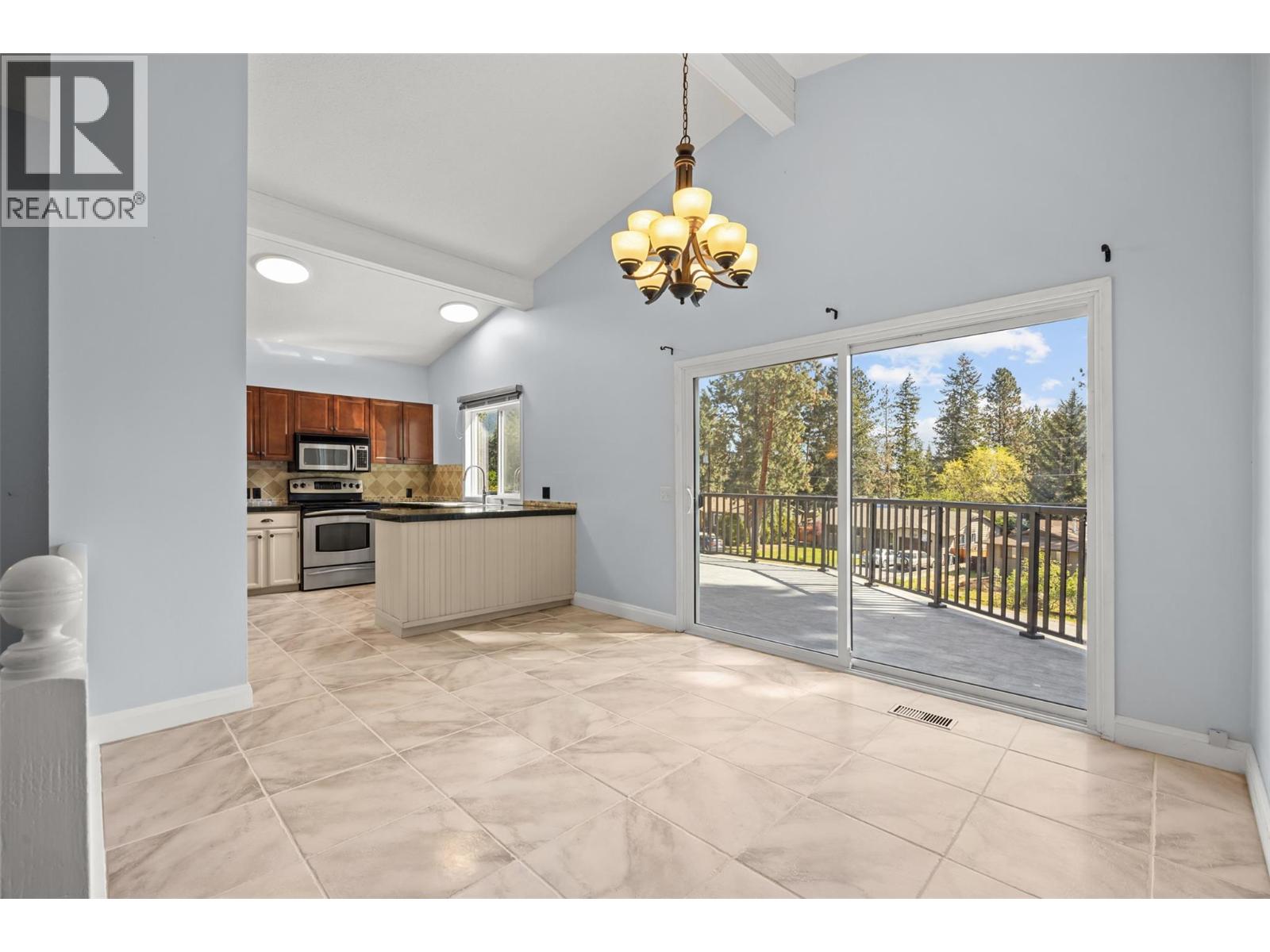 3492 McTaggart Road - 7