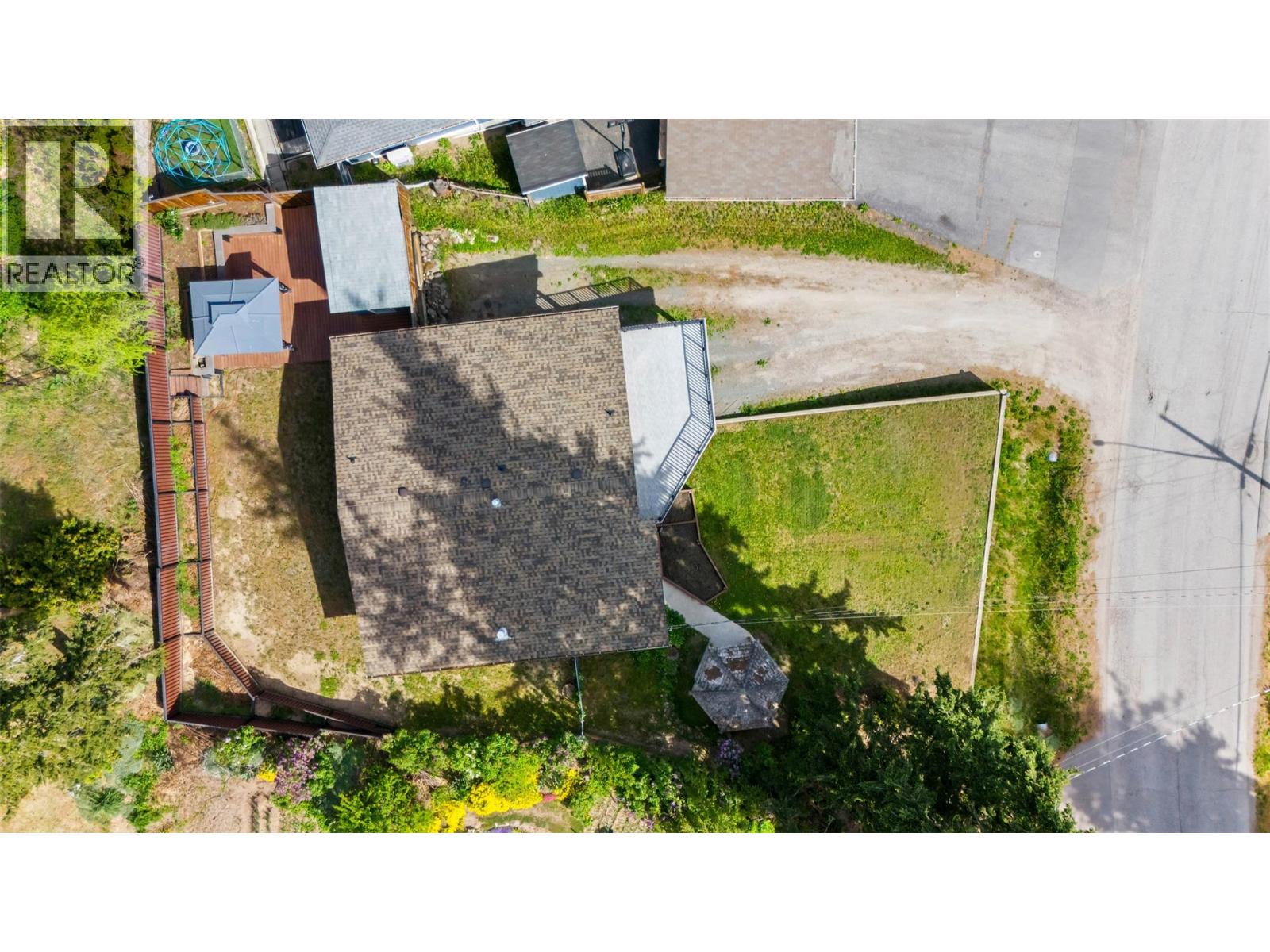 3492 McTaggart Road - Image 42