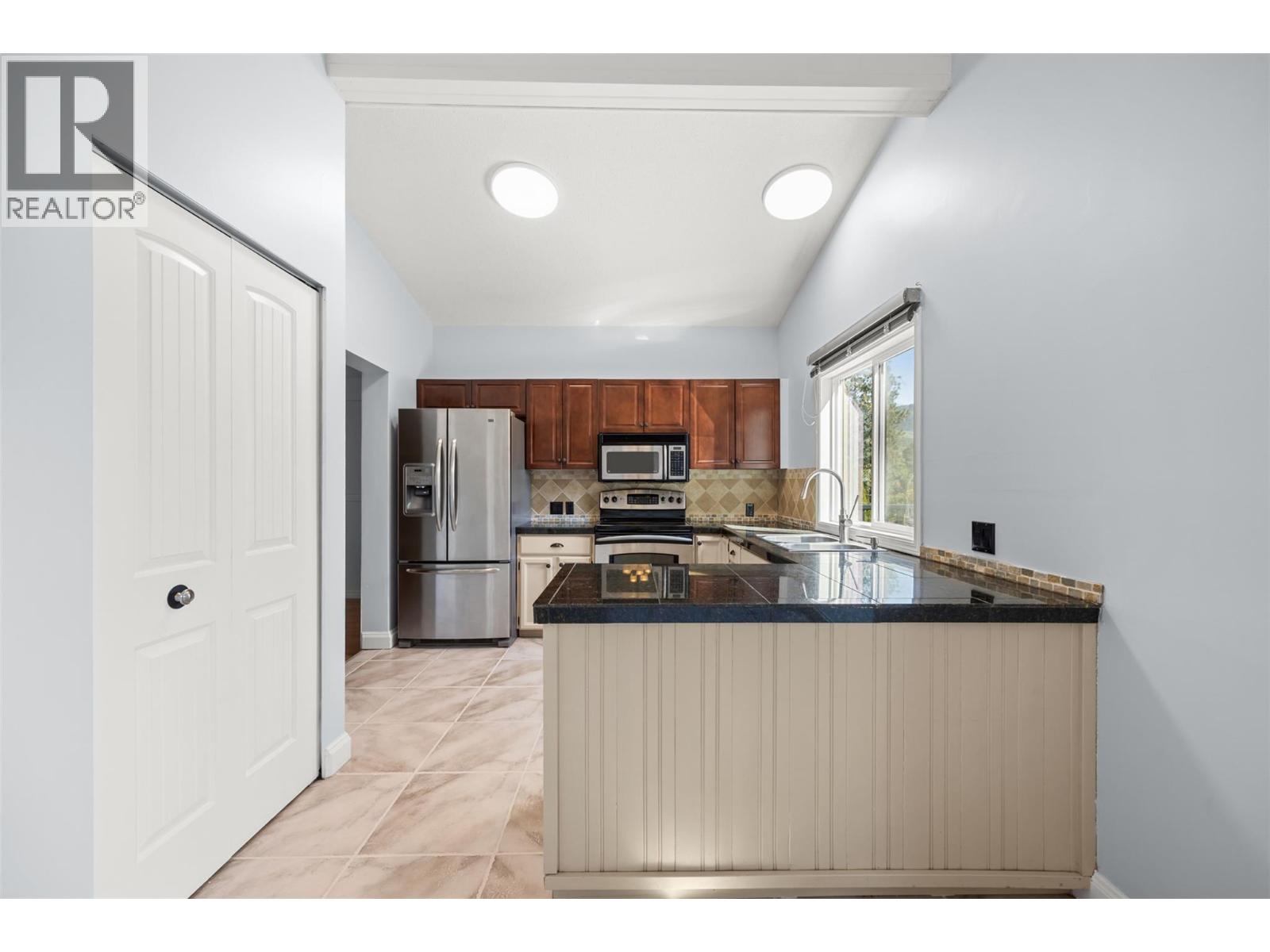 3492 McTaggart Road - Image 4