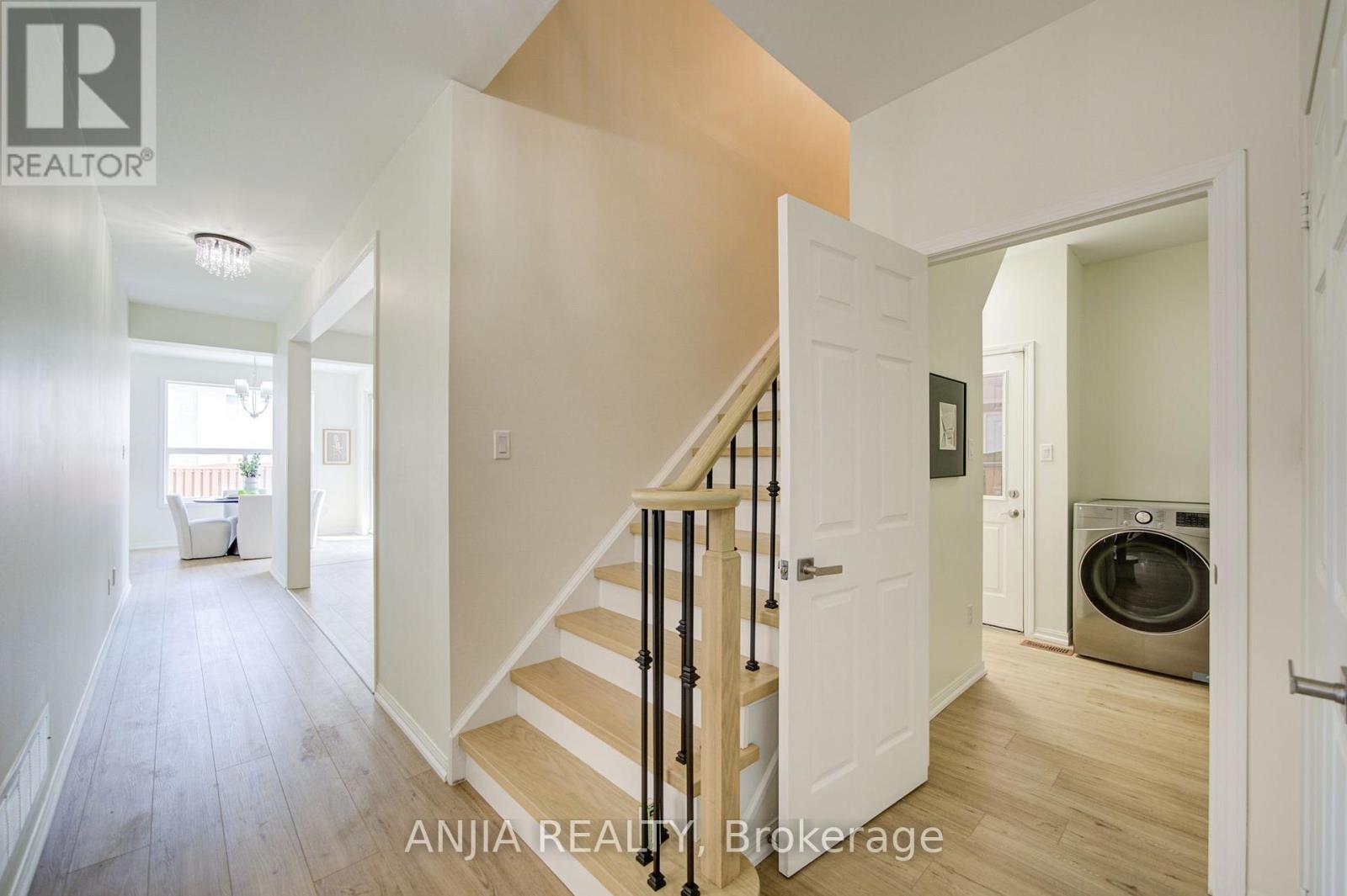 16 STAYNOR CRESCENT, Markham (Wismer) photo 6