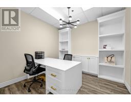 35 Royal Group Crescent, Vaughan, ON L4H1X9 Photo 11