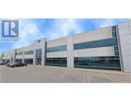 35 Royal Group Crescent, Vaughan, ON L4H1X9 Photo 15