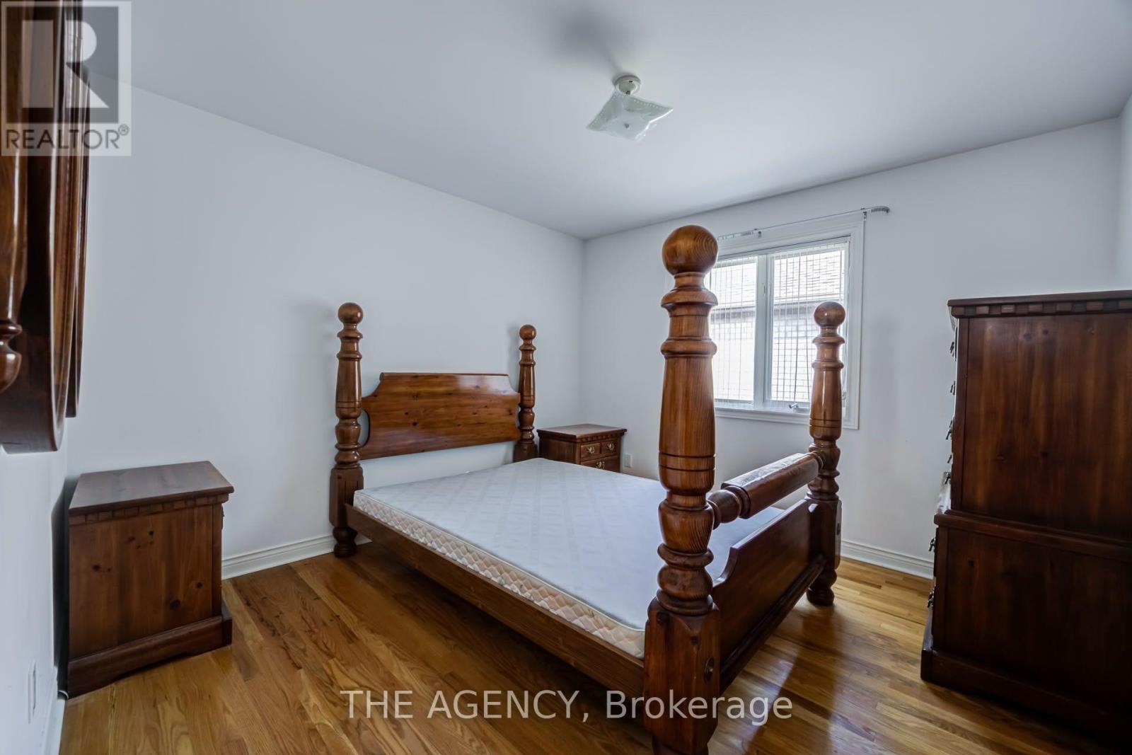 68 TOWNSGATE DRIVE - 13