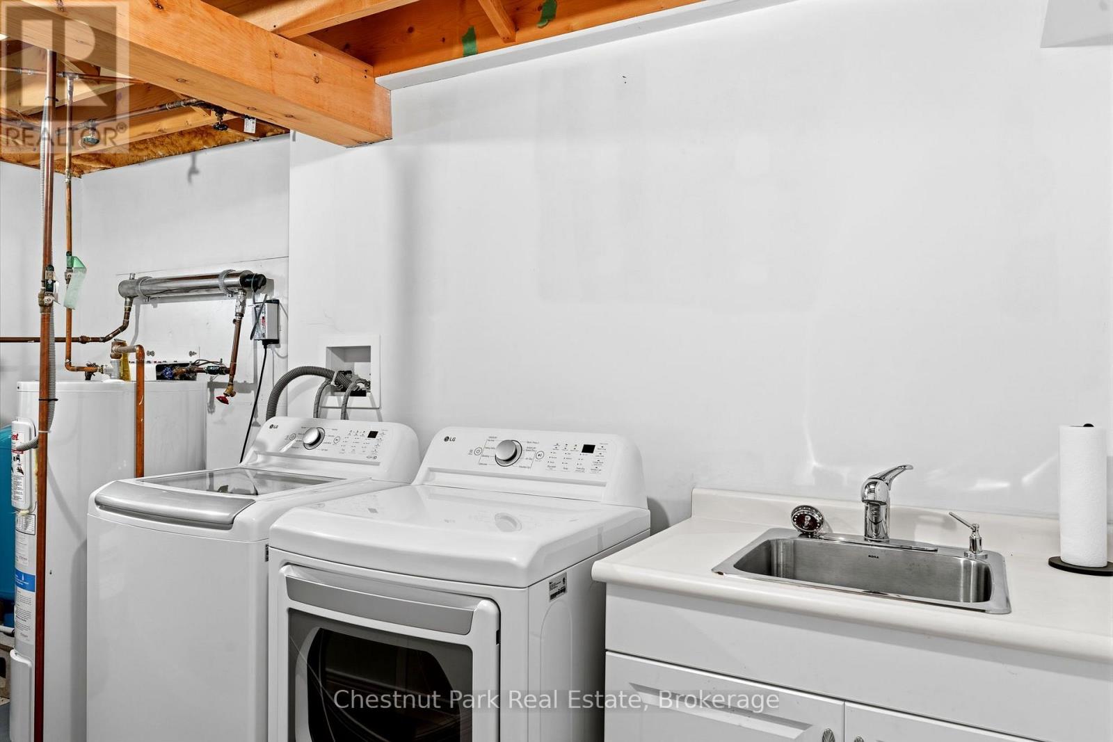 1093 PRESTIGE COURT - 27