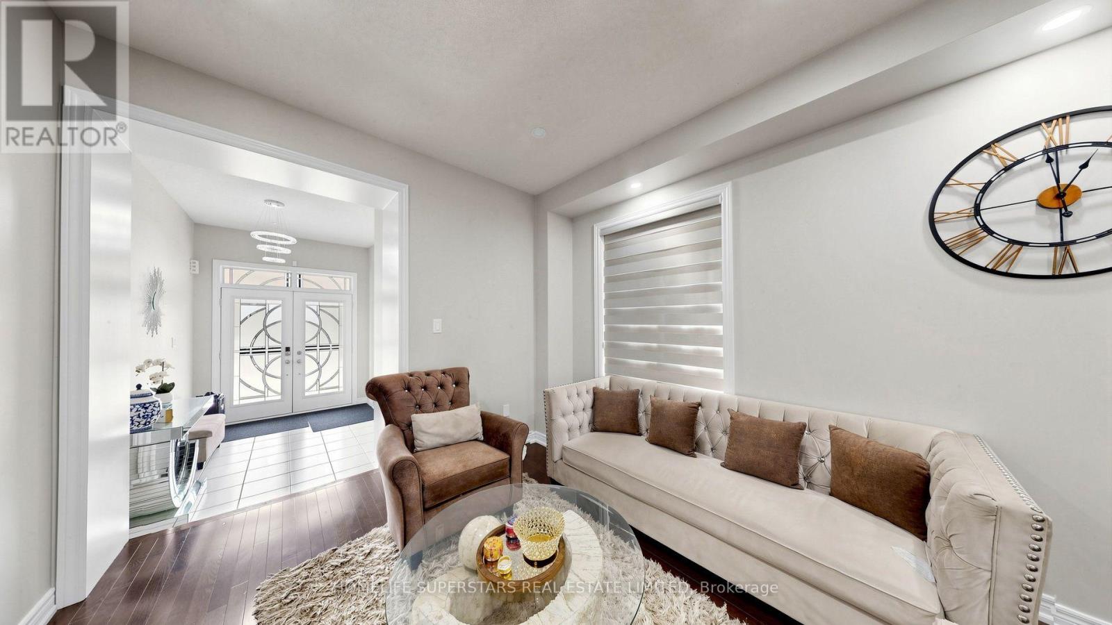 18 OCONNOR CRESCENT - 3