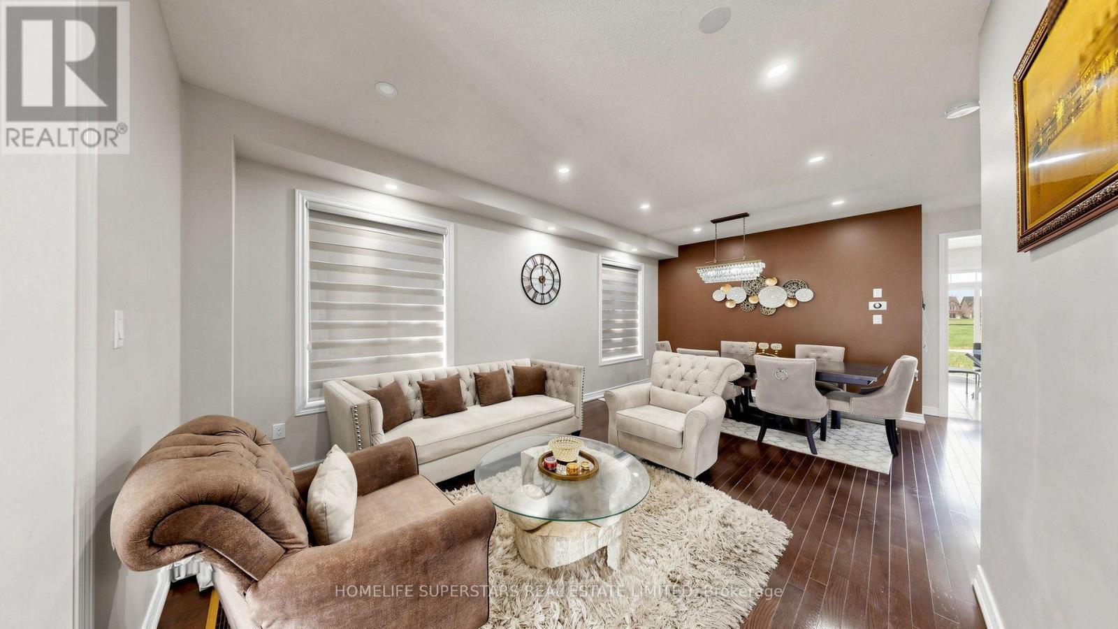 18 OCONNOR CRESCENT - 4