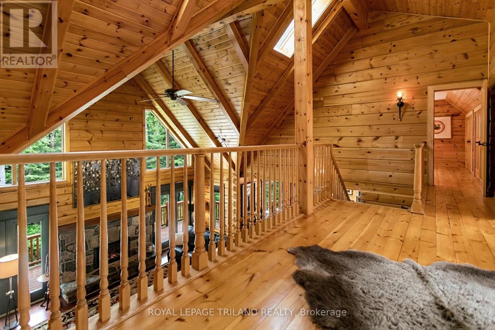 2056 MOCKINGBIRD STREET - Image 21