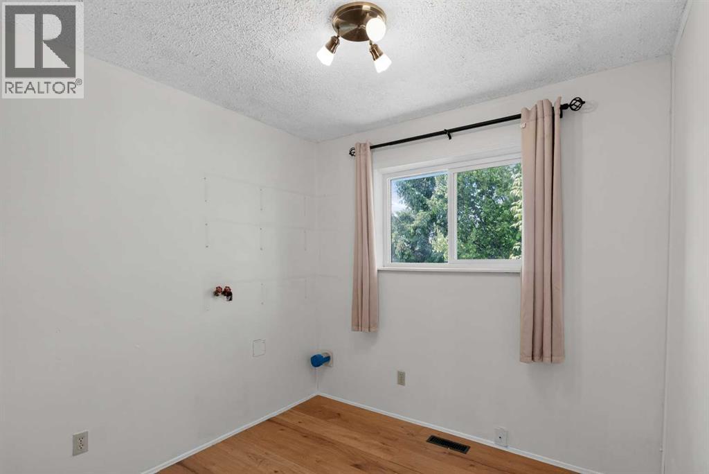 9205 111 Avenue - Photo 9