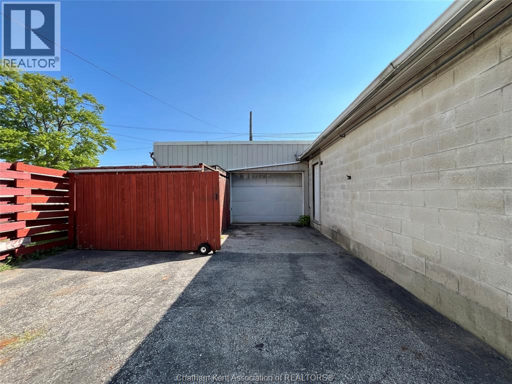 5 Woods STREET, Chatham — photo 3