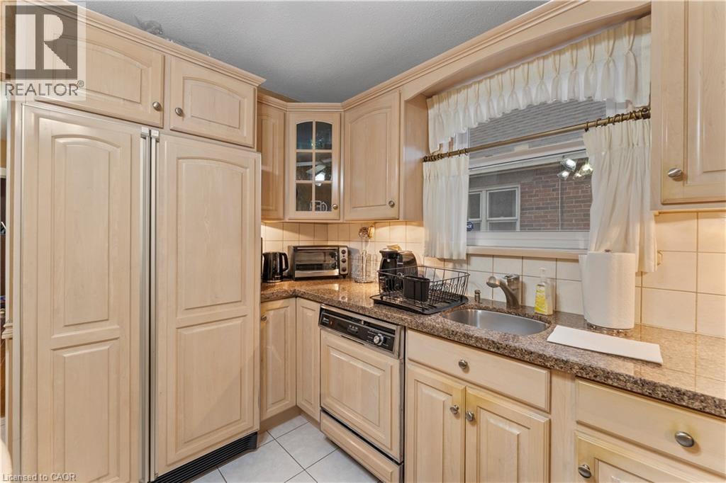 193 HUXLEY Avenue S - 13