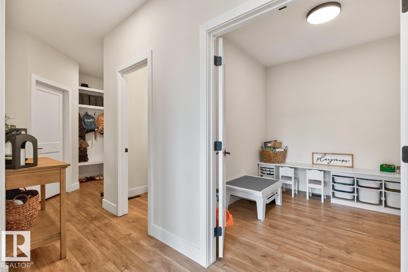 486 MCALLISTER PL - 18