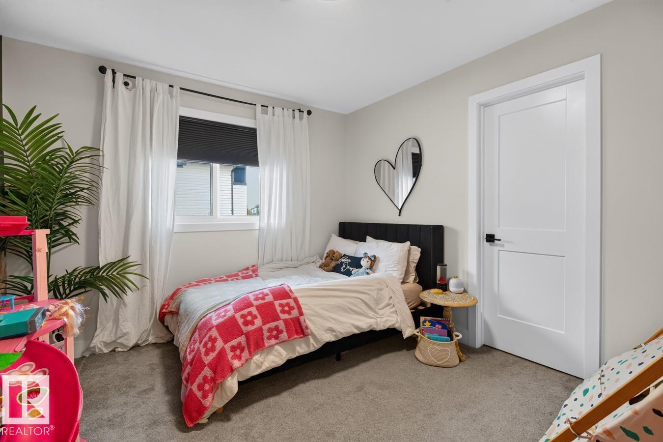 486 MCALLISTER PL - 30