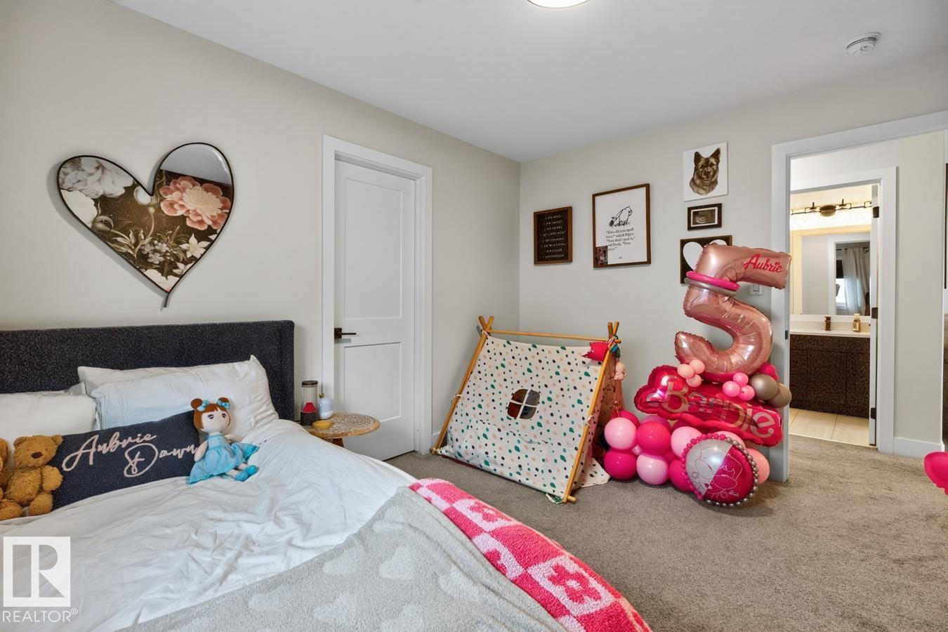 486 MCALLISTER PL - 31