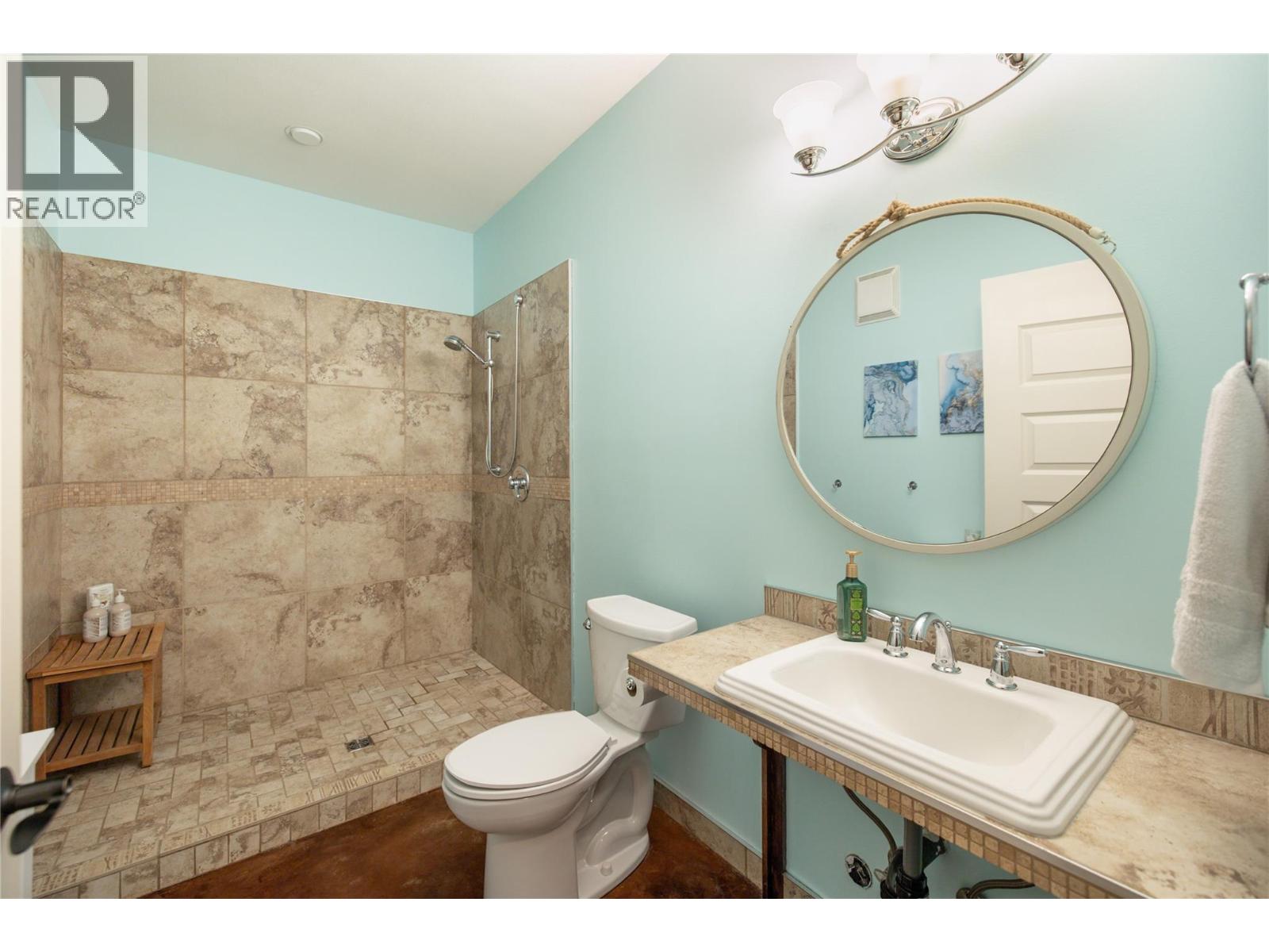  1107 Henderson Drive, Kelowna