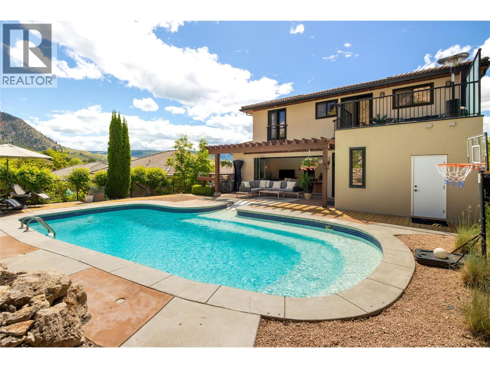  1107 Henderson Drive, Kelowna