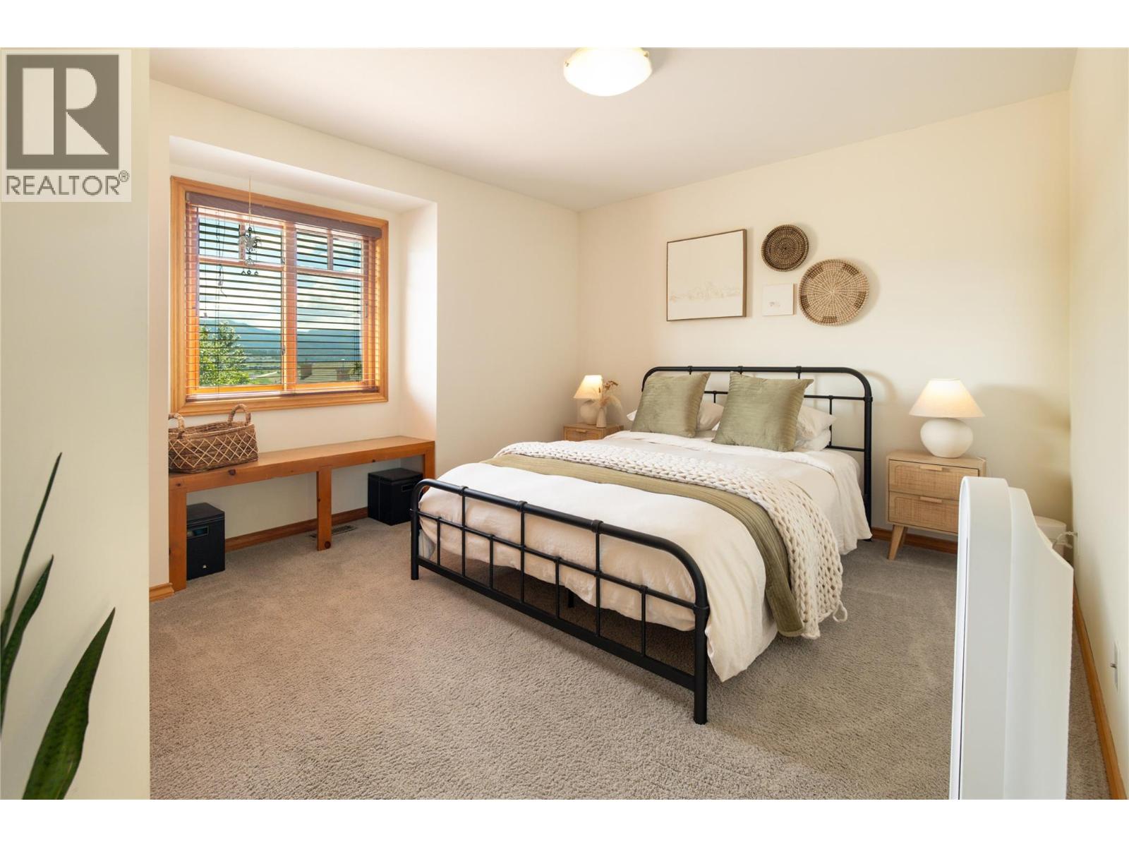  1107 Henderson Drive, Kelowna