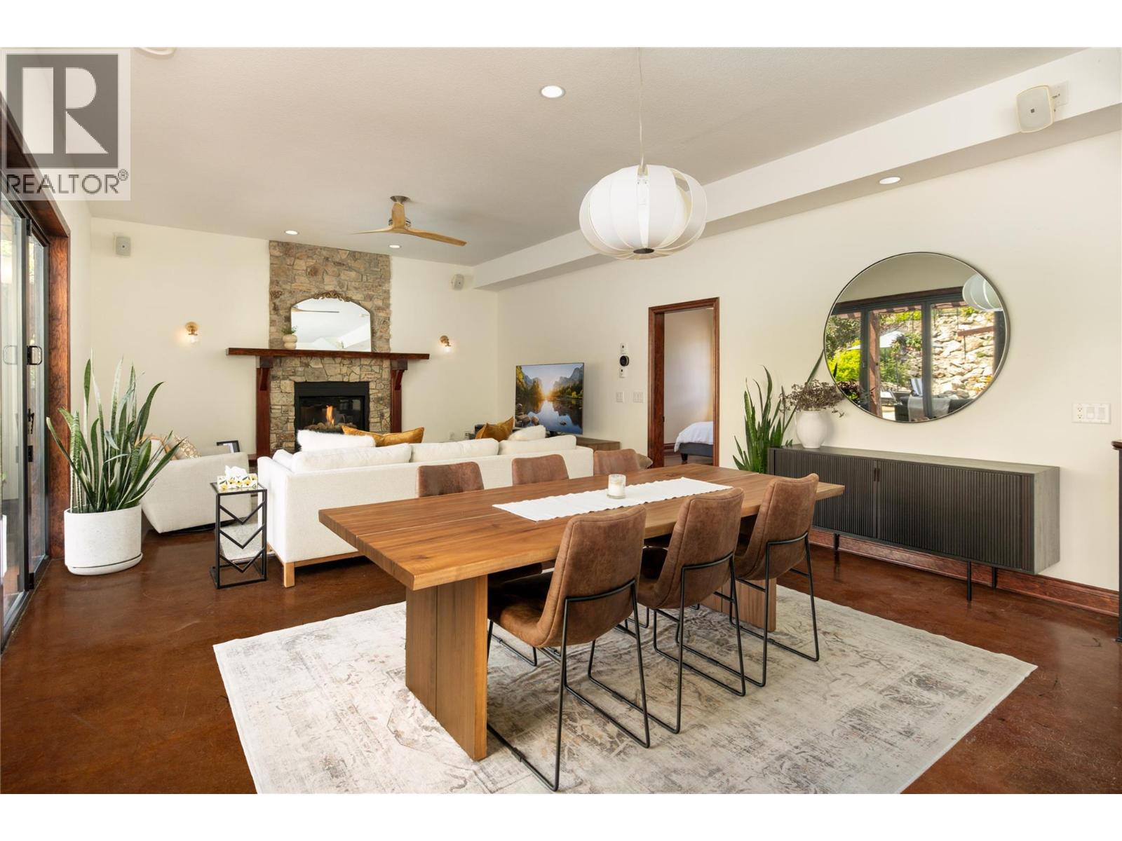  1107 Henderson Drive, Kelowna