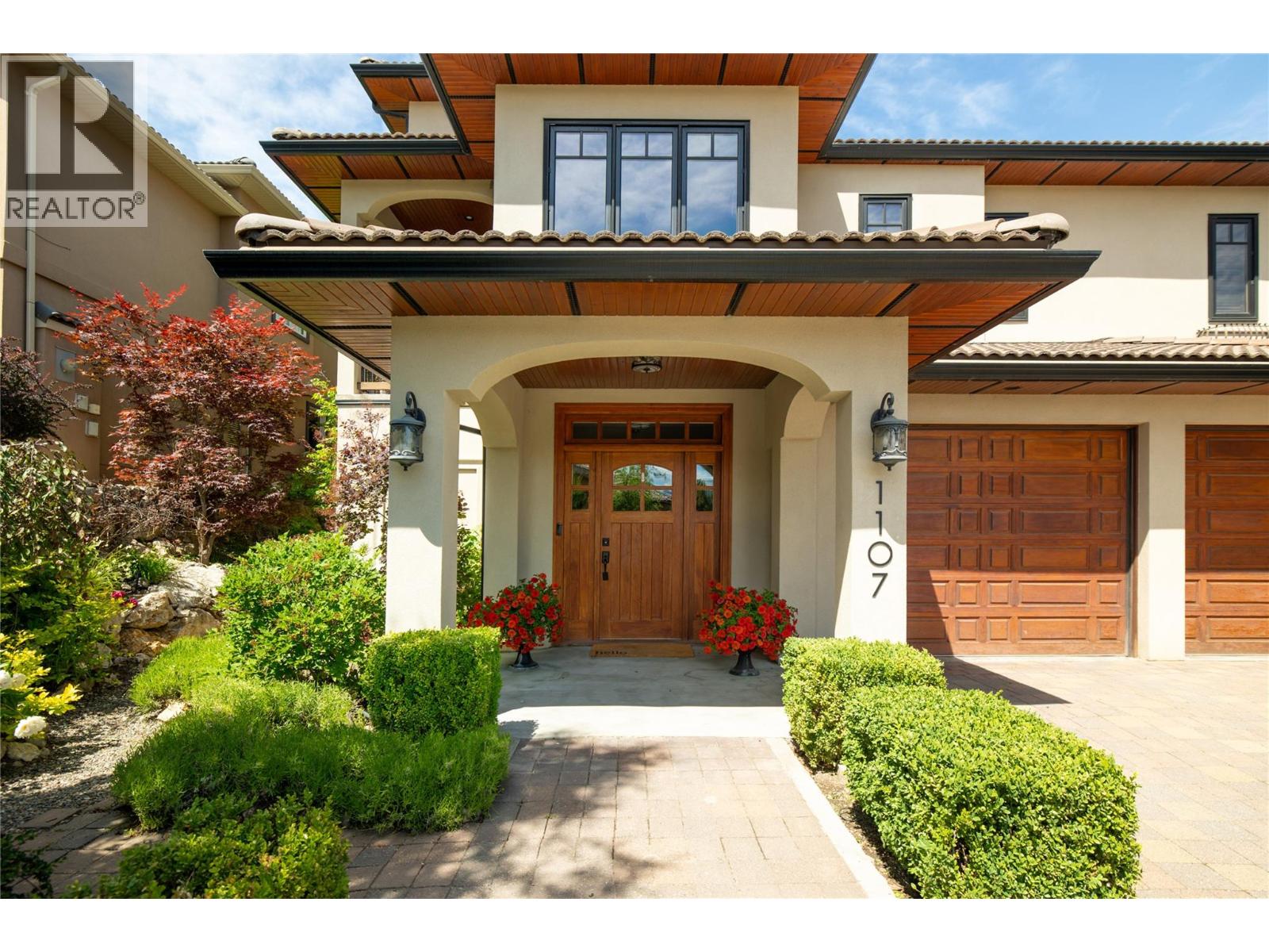  1107 Henderson Drive, Kelowna