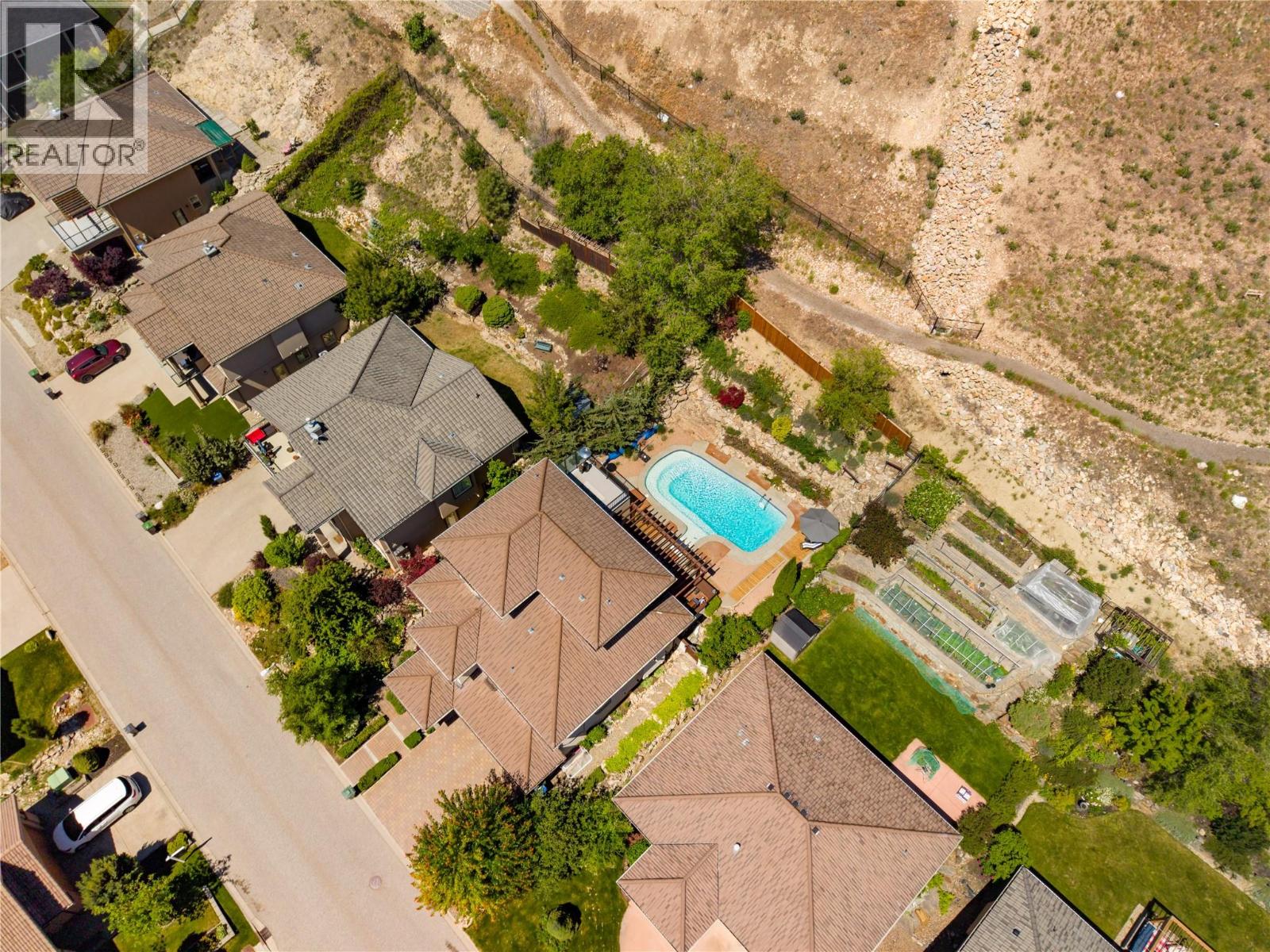  1107 Henderson Drive, Kelowna