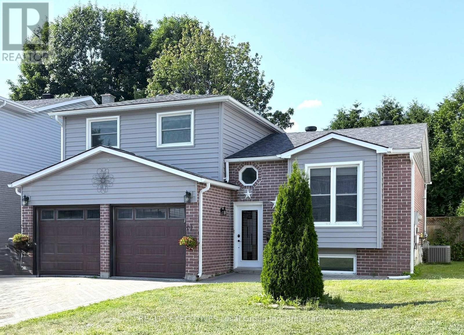 35 NANCY DRIVE - 1